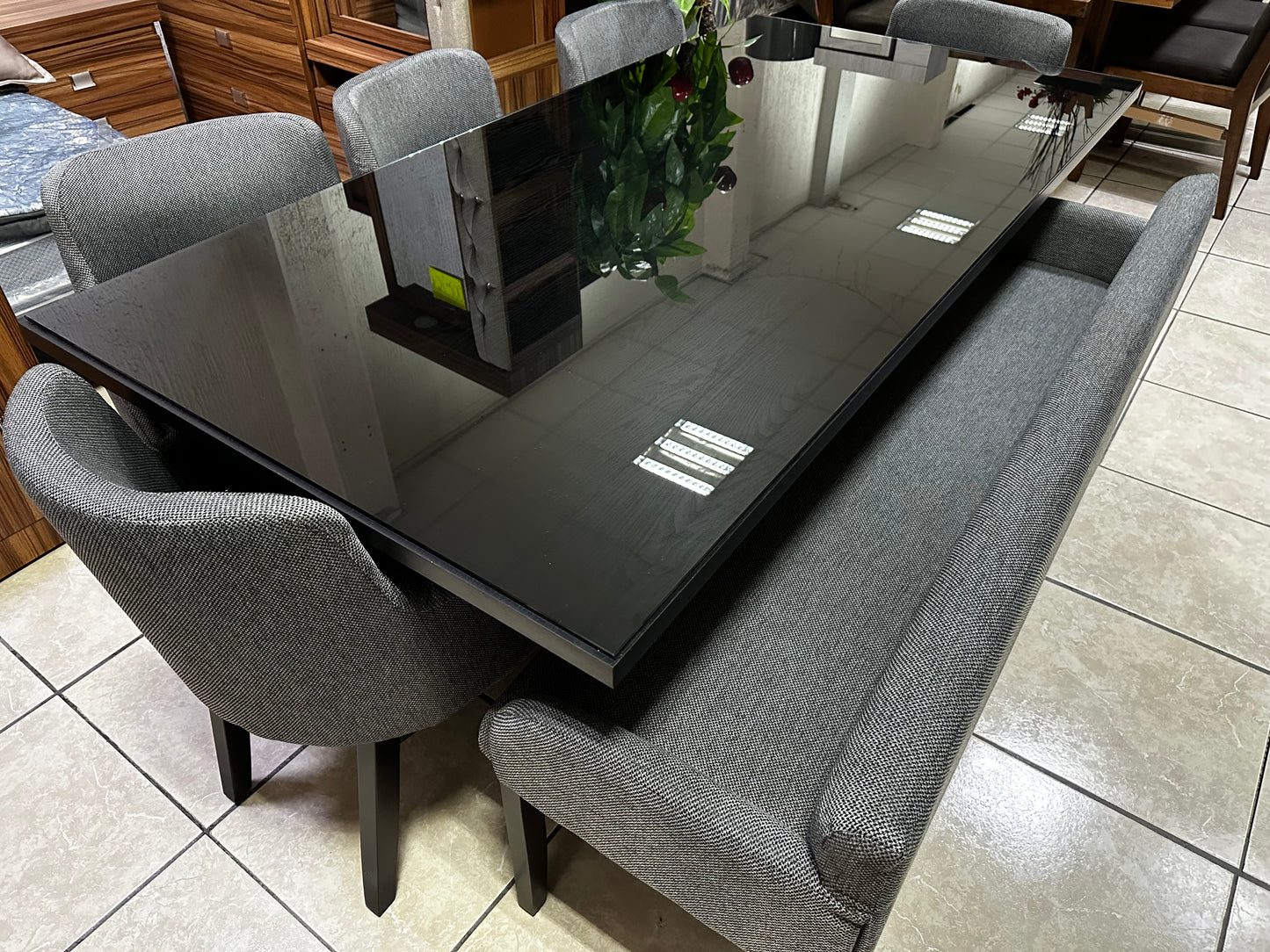 Comedor Erabig geo 5 sillas/ 1 banca