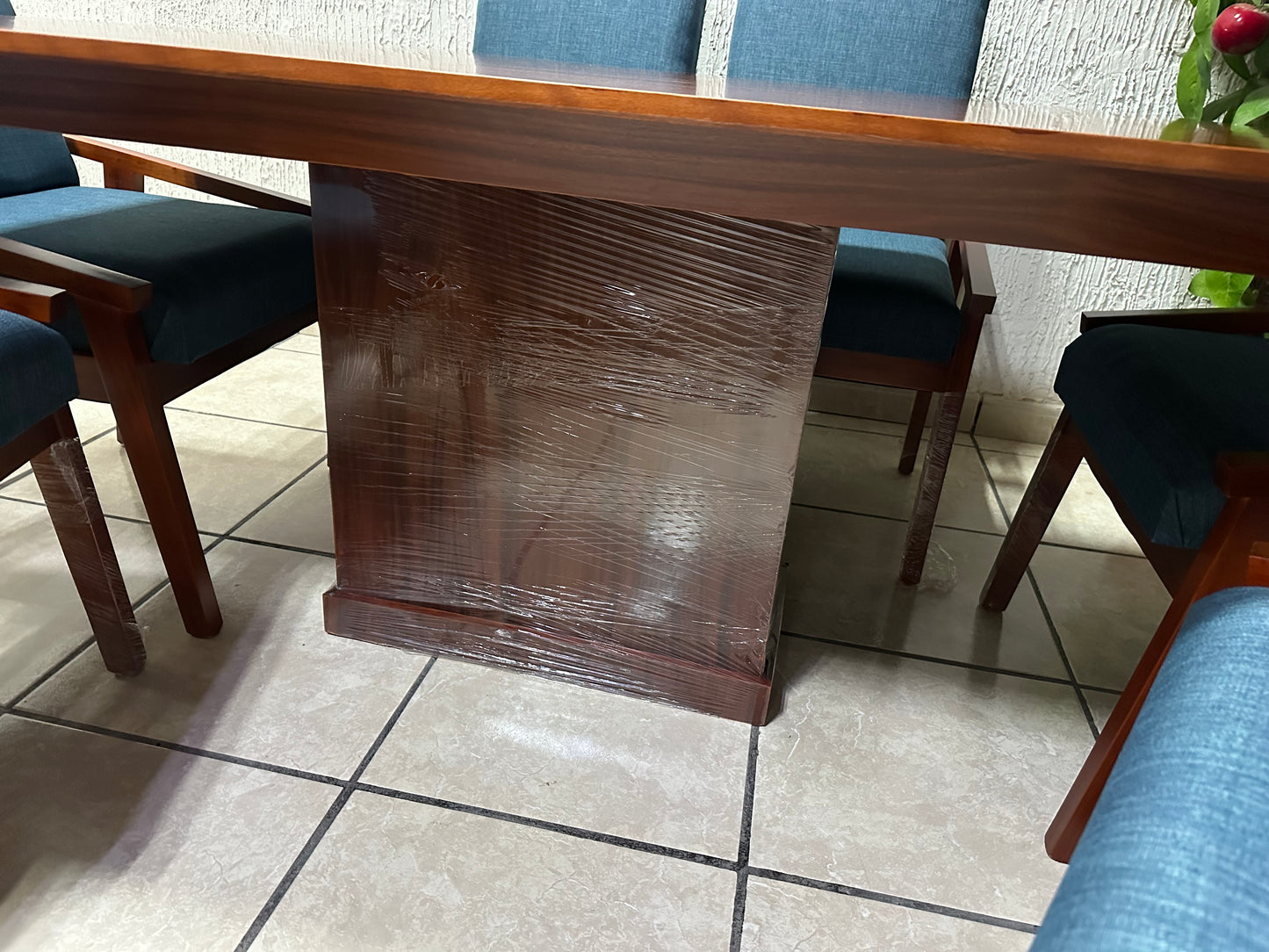 Comedor Zafiro 6 sillas Parota