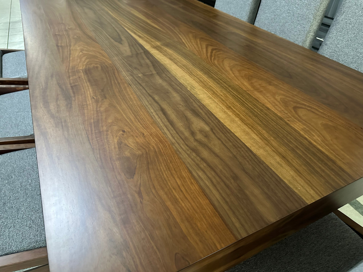 Comedor Sofía Parota 8 sillas