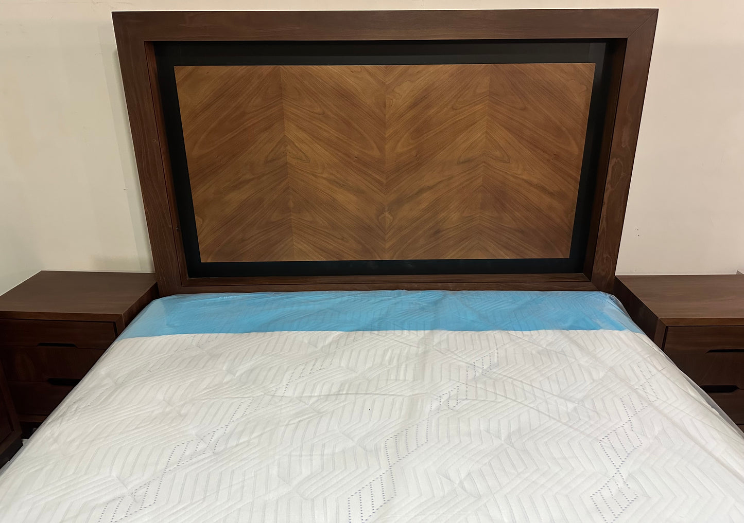 Recámara King Size Sta Mónica Tzalam S/C