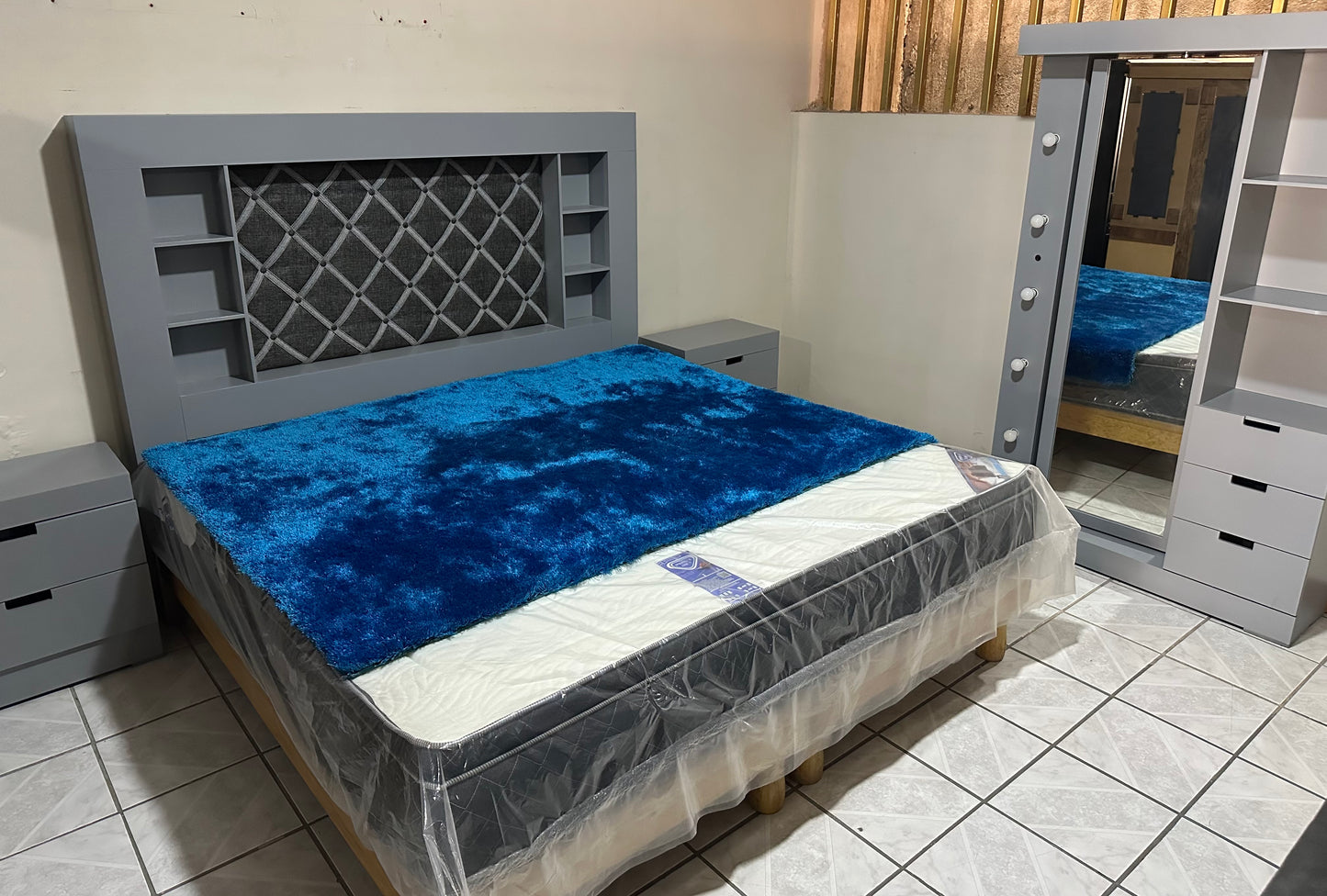 Recámara Lalo King Size S/C