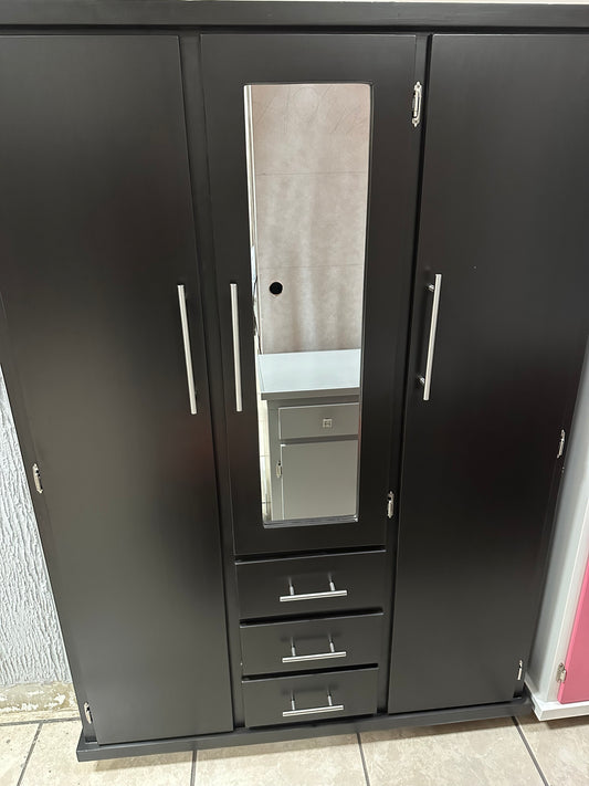 Ropero Monarca chocolate