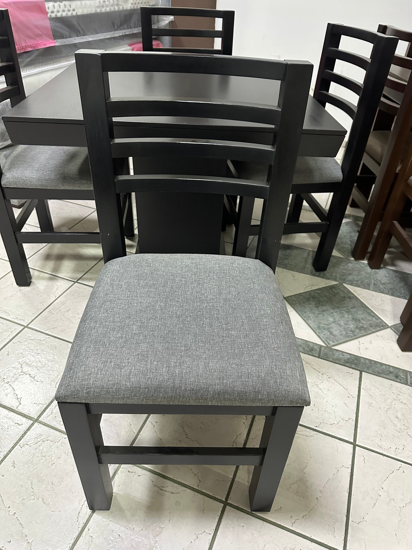 Comedor Fili 4 sillas Negro