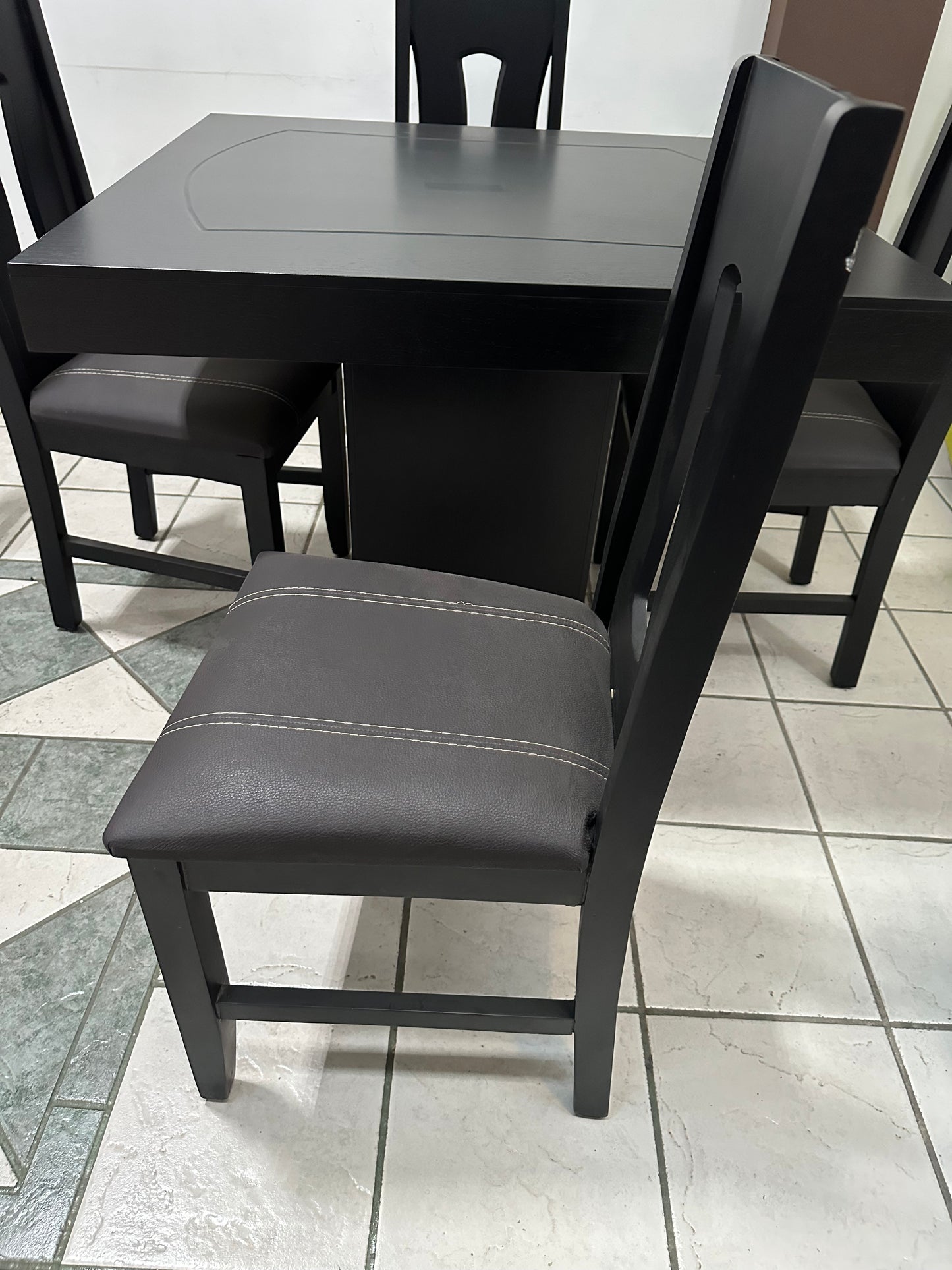 Antecomedor Luisa Negro