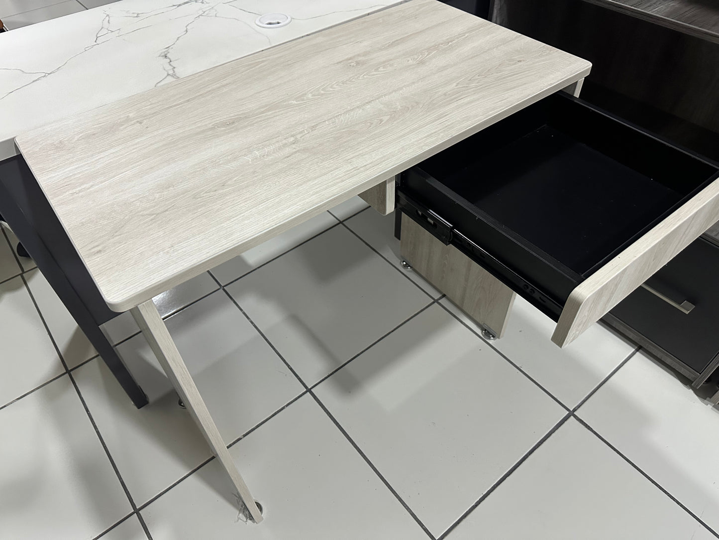 Escritorio Mini encino polar