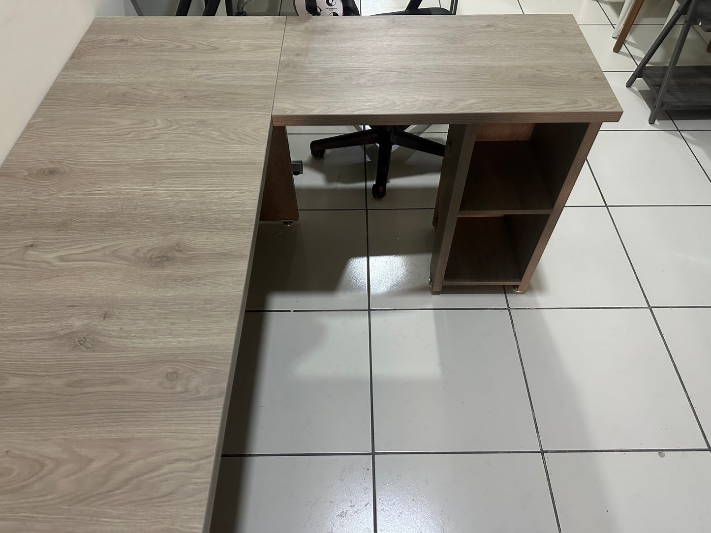 Escritorio en L