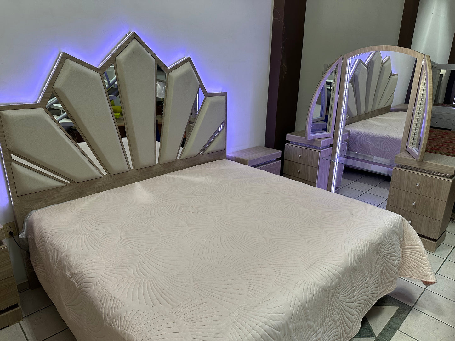 Recámara Thais King Size