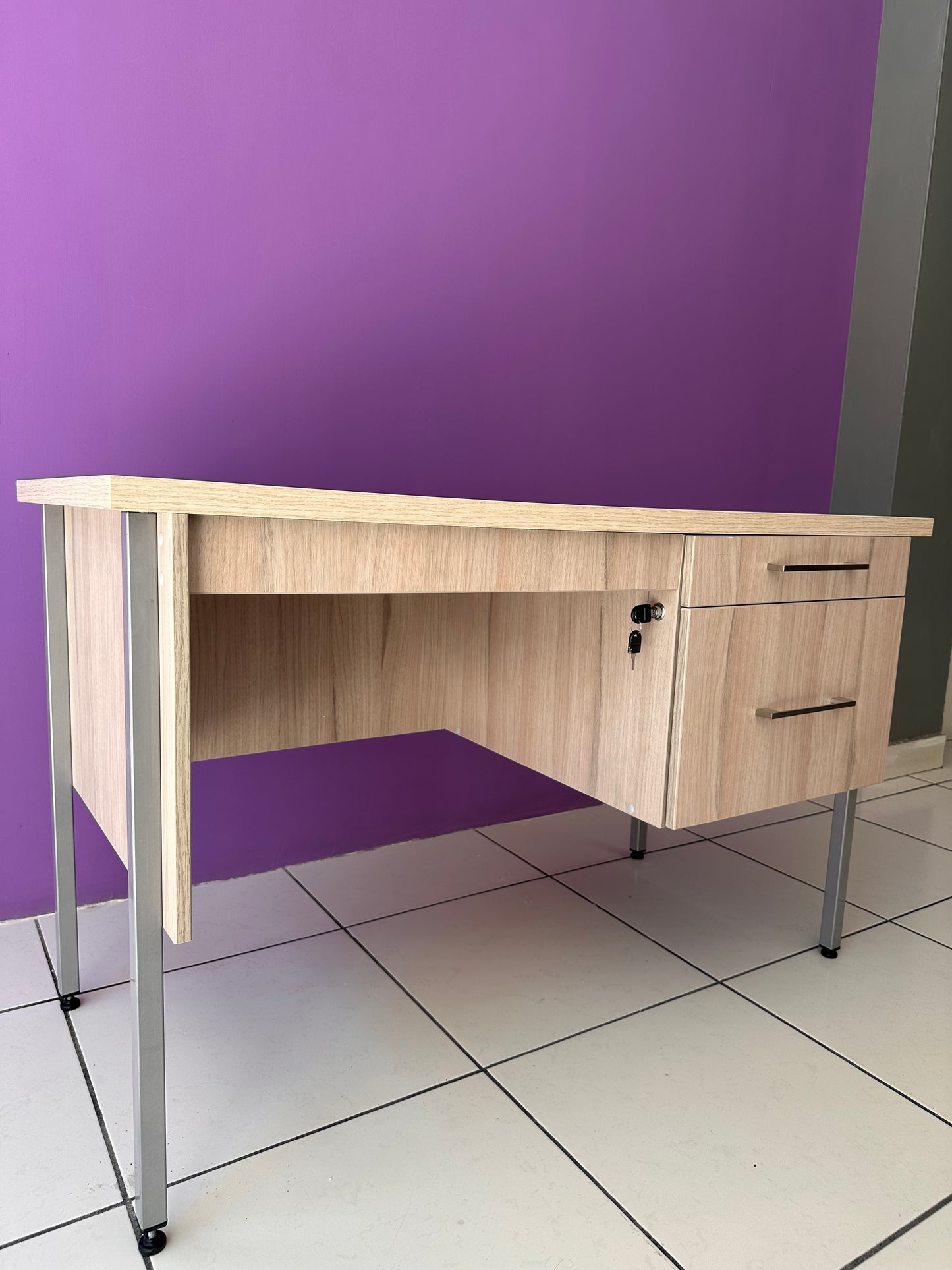Escritorio secretarial Nogal Urbano