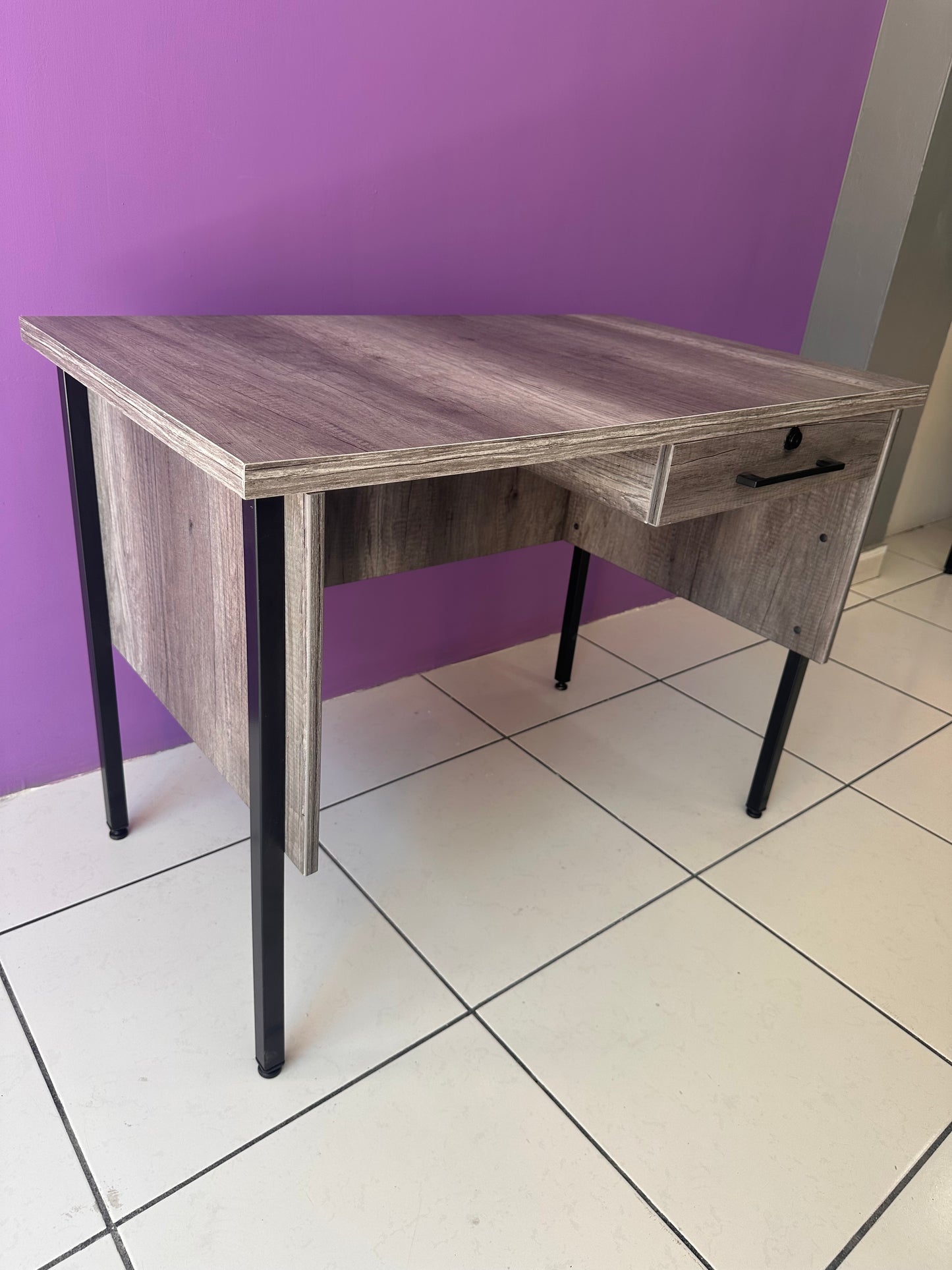 Escritorio Gris 1/C