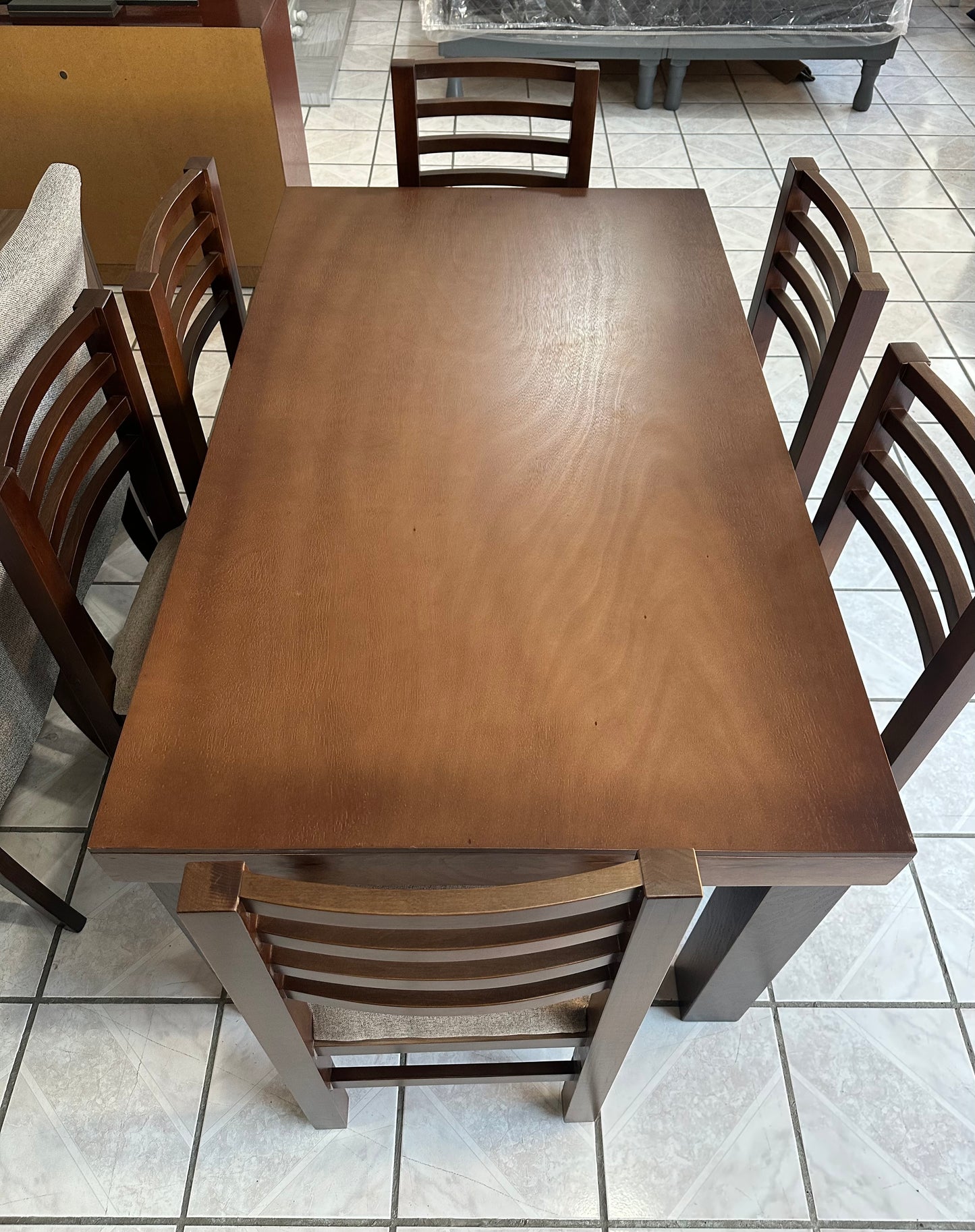 Comedor Fili 6 sillas Canela M