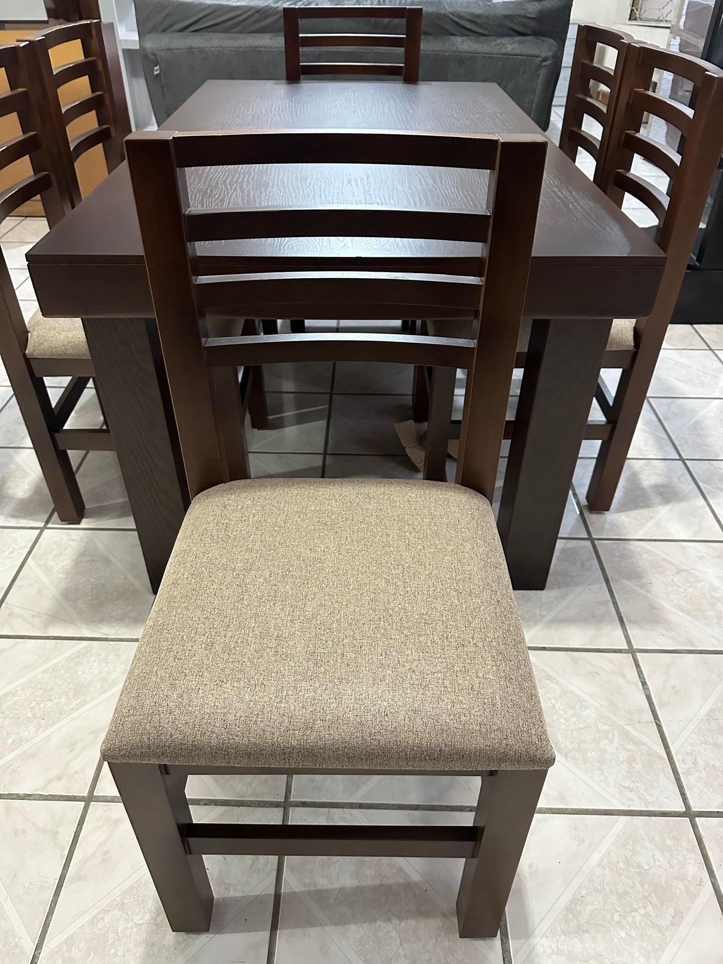 Comedor Fili 6 sillas Canela M