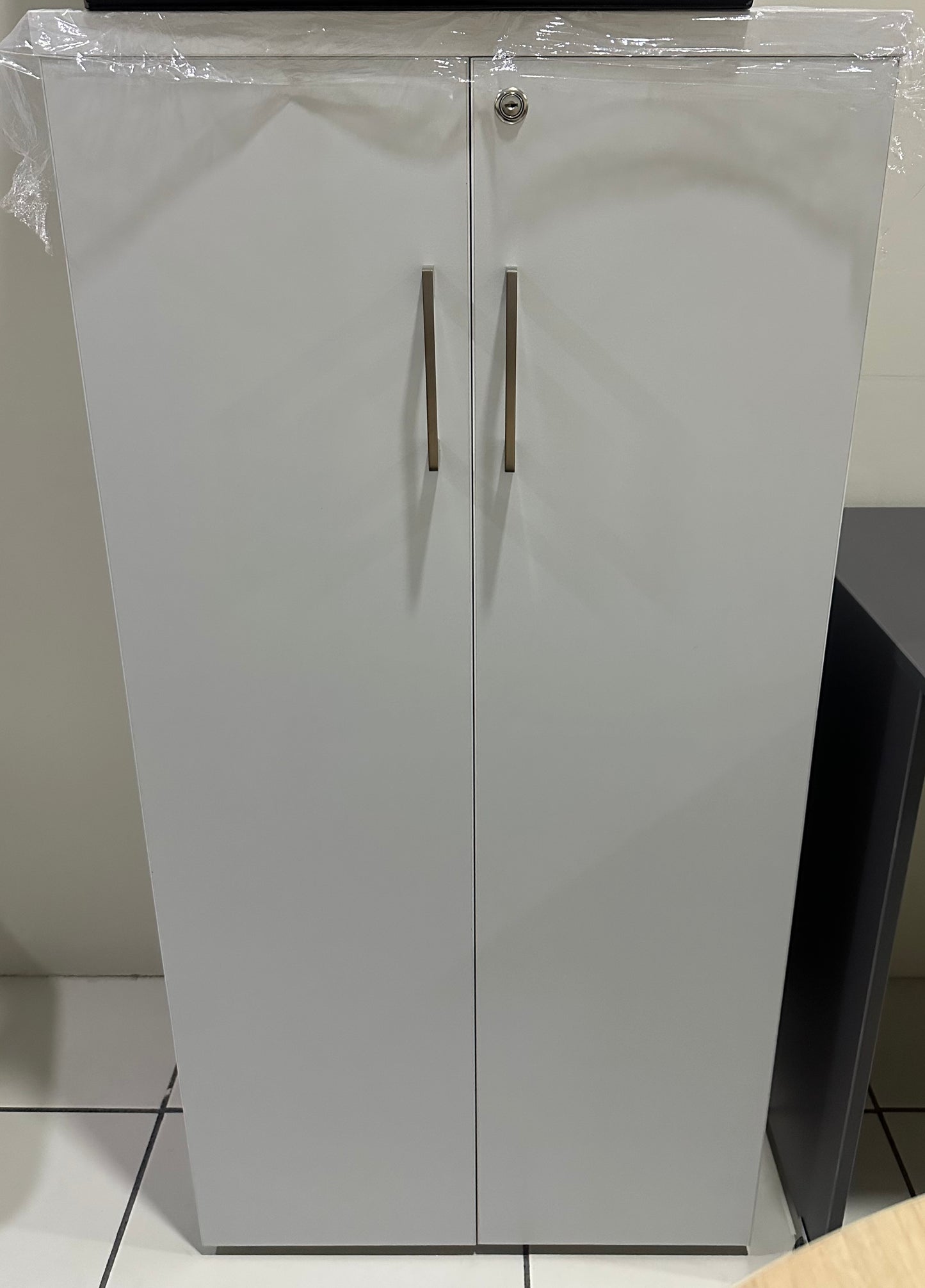 Gabinete 2 puertas